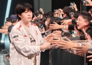 九游APP中心-Doinb重返赛场，夺冠首场状态出色，美国队观众沸腾！